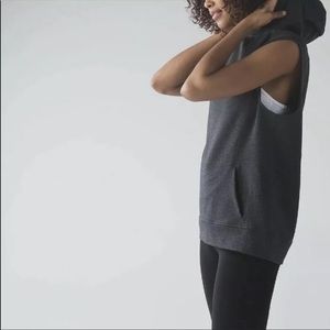 Lululemon blissed out hoodie! Sz 8